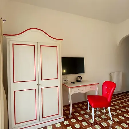 Il Canneto 4*